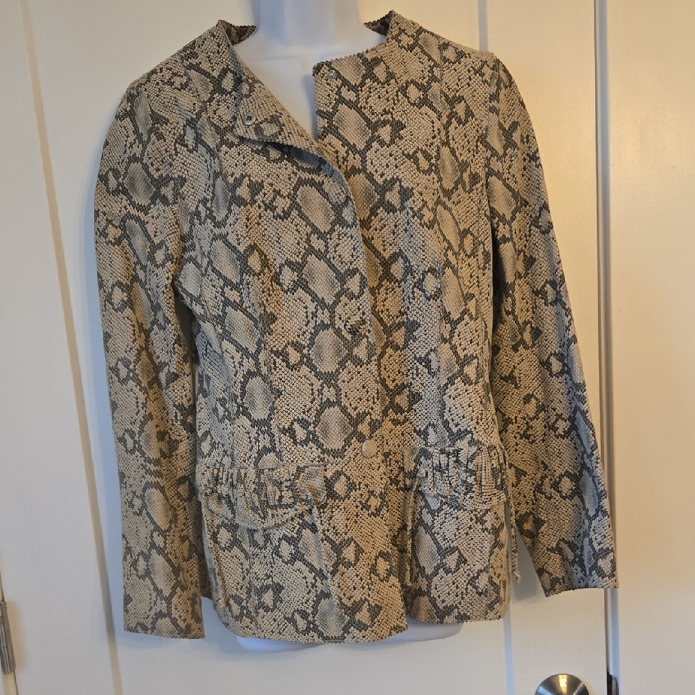 Chic Snake Print Women's Blazer